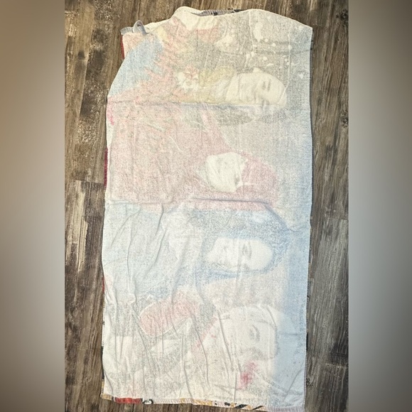 Lot Of 3 Kids Beach‎ Pool Towels. Hulk, Sharks, Descendants - Picture 6 of 6